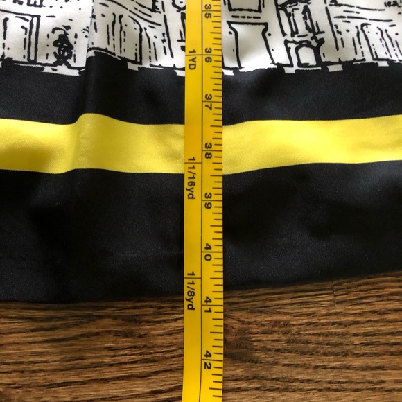 Ellen Tracy City Print Dress with Pockets - Picture 15 of 15